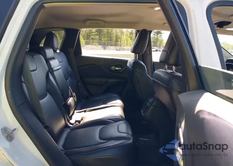 2015 Jeep Cherokee Trailhawk z USA, uszkodzony, nr VIN 1C4PJMBS2FW687716